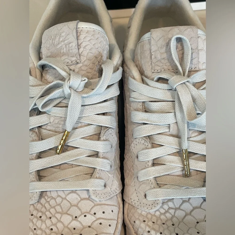 Promo sample Air Jordan 1 Retro Off White Low Snakeskin Size 11 Nike Rare 2017